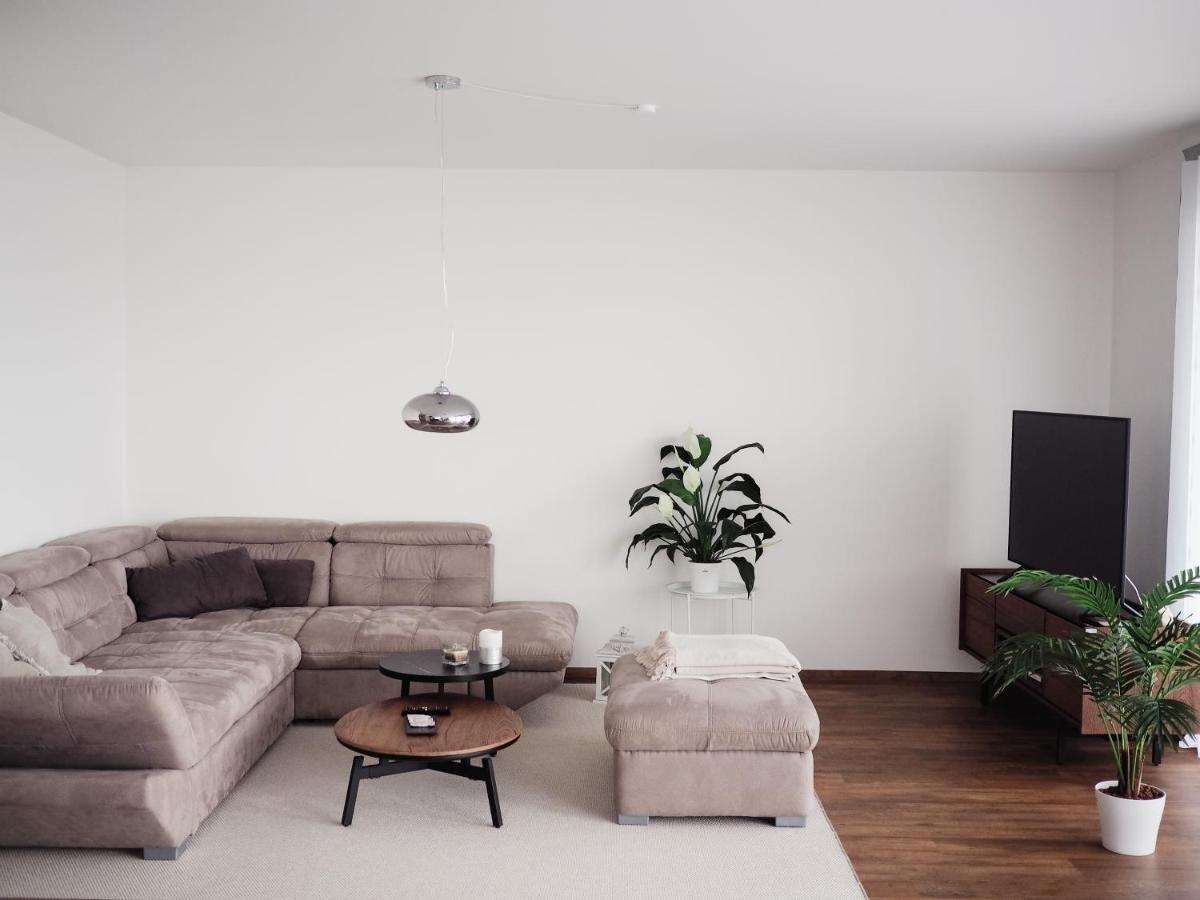 Moderne Ferienwohnung Mit Seeblick & Terrasse 96Qm Grossraeschen Luaran gambar