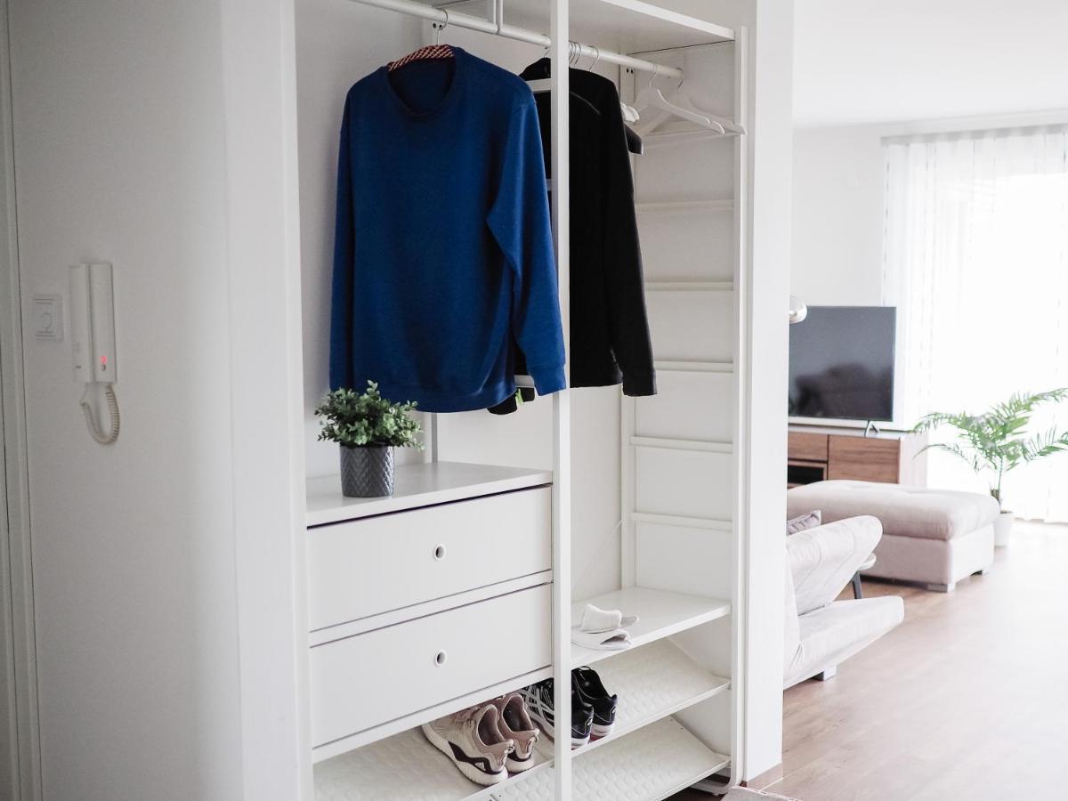Moderne Ferienwohnung Mit Seeblick & Terrasse 96Qm Grossraeschen Luaran gambar