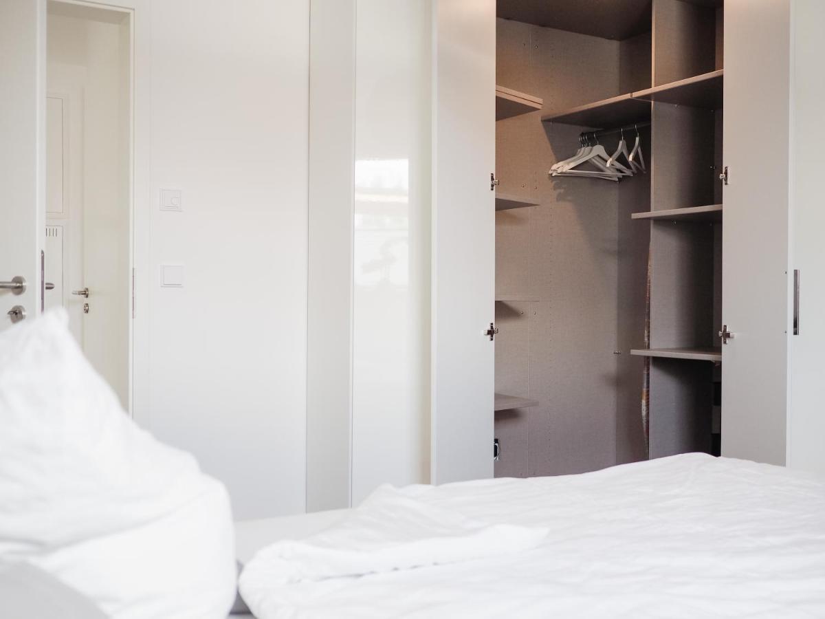 Moderne Ferienwohnung Mit Seeblick & Terrasse 96Qm Grossraeschen Luaran gambar
