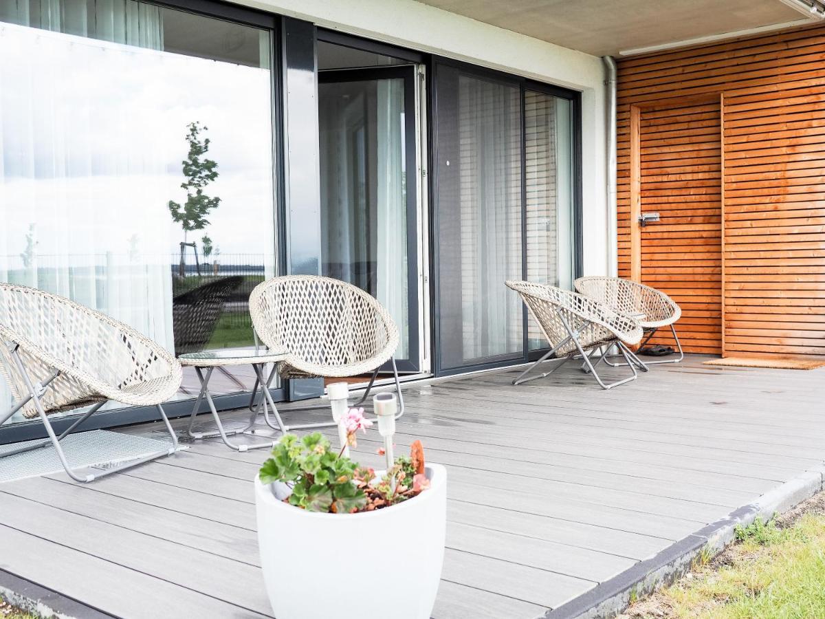 Moderne Ferienwohnung Mit Seeblick & Terrasse 96Qm Grossraeschen Luaran gambar